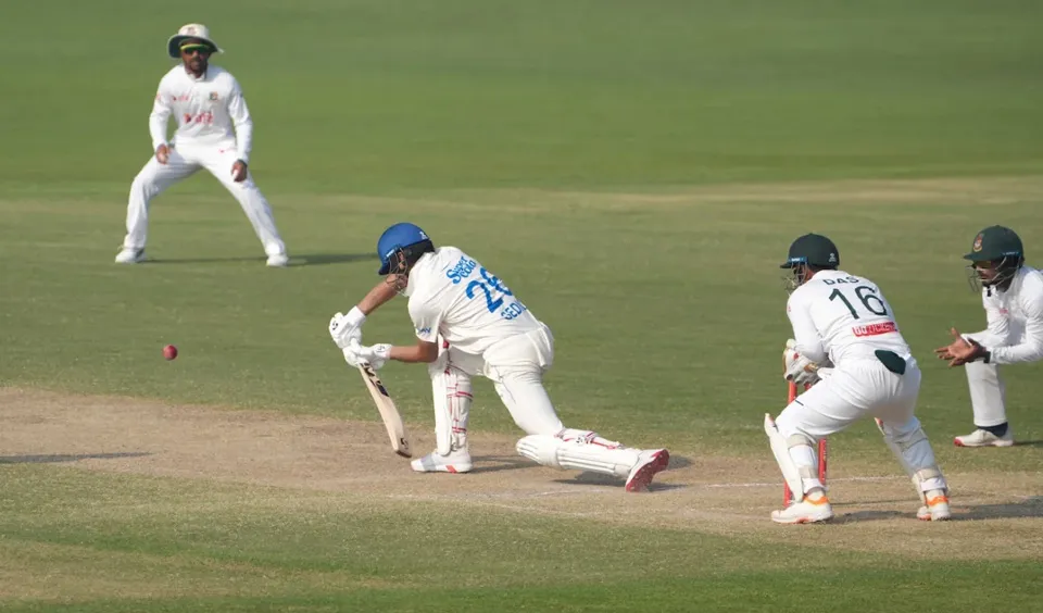 শেষের বাজে ফিল্ডিংয়ে ড্র করল বাংলাদেশ 