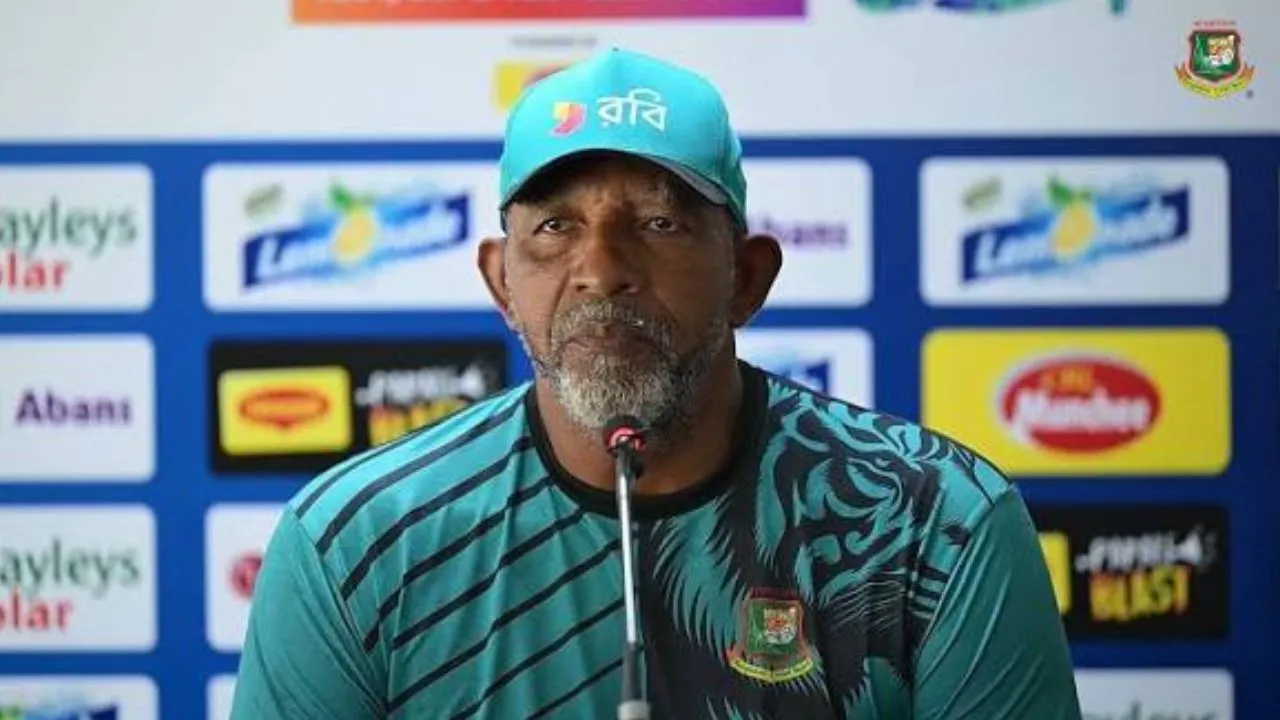 প্রথম ইনিংসে বড় সংগ্রহ চান সিমন্স